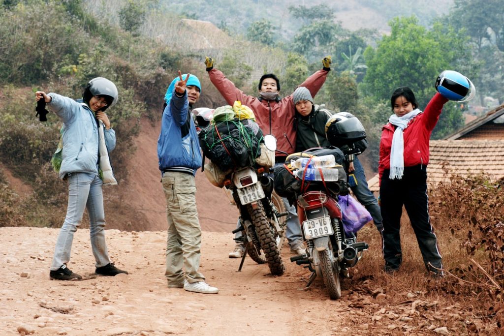 Đồ phượt: Danh sách đồ dùng cần thiết cho chuyến đi